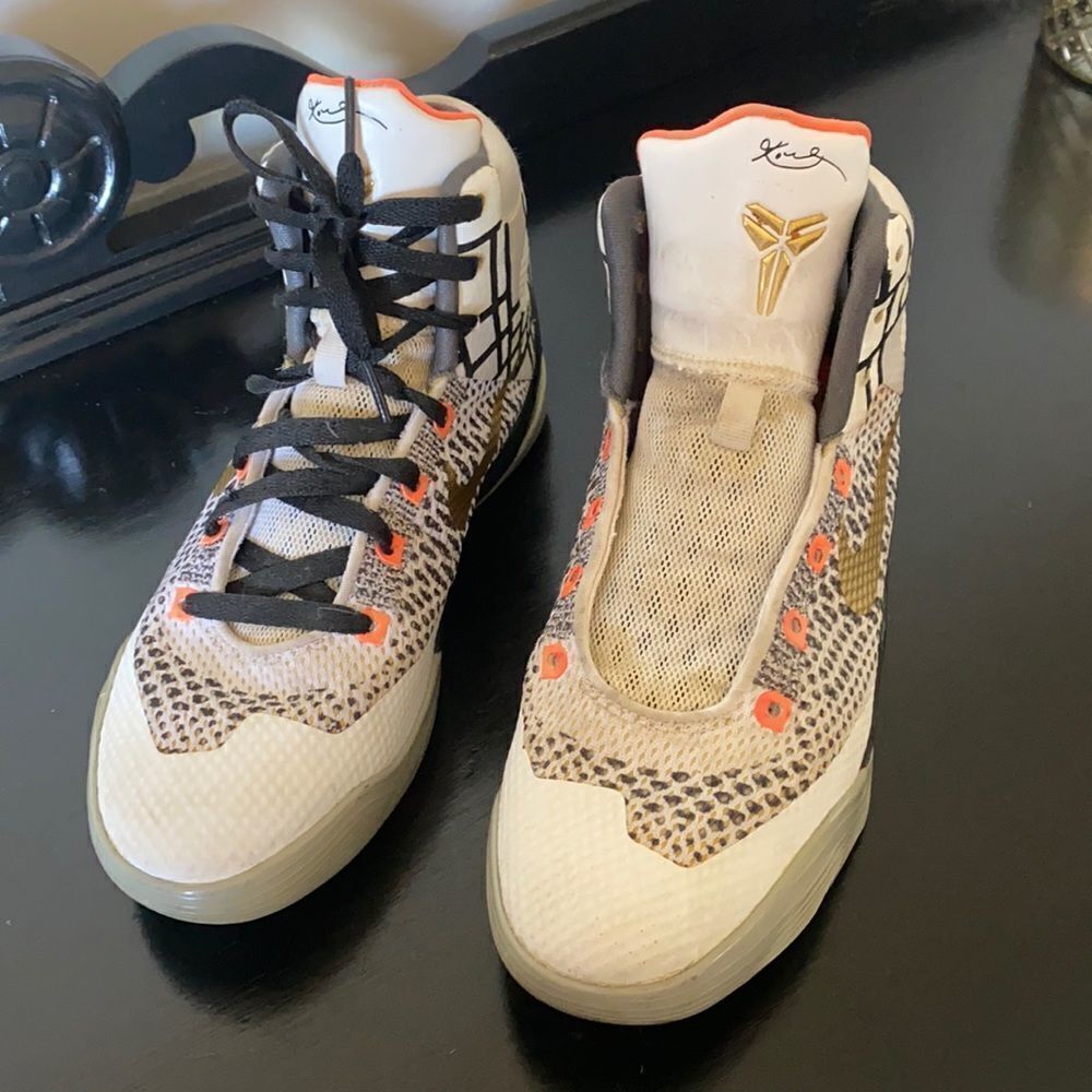 Nike Kobe Basket Ball Shoes